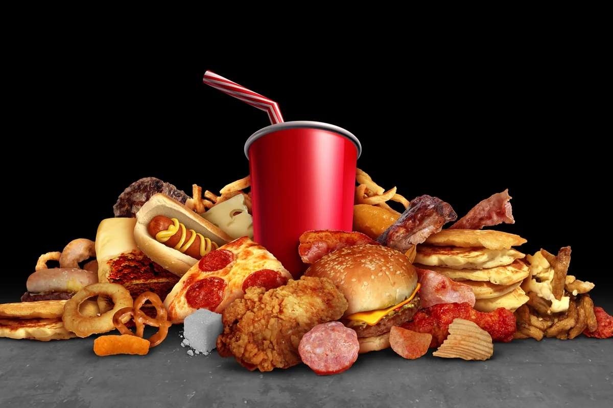 Reduzir alimentos ultraprocessados pode ajudar a prevenir o câncer de intestino