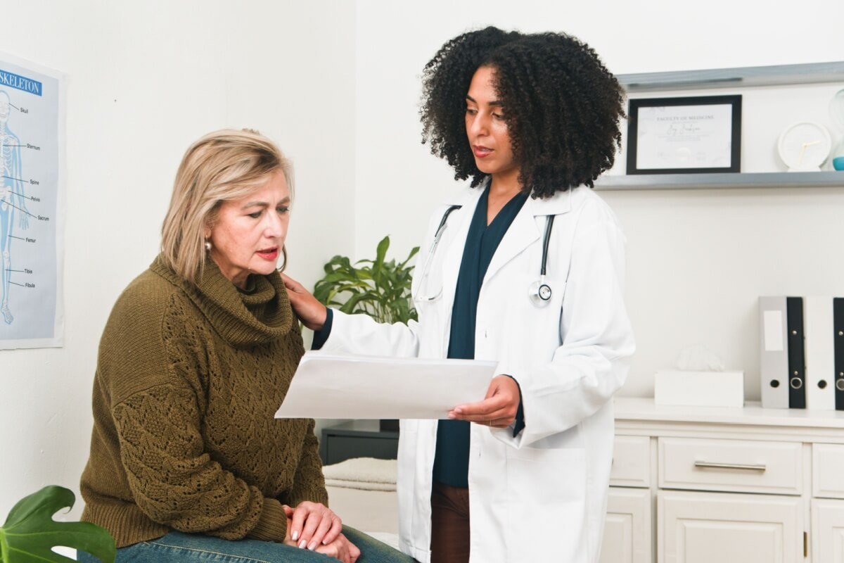 Dicas Essenciais para Cuidar da Saúde e Manter o Bem-Estar Durante a Menopausa